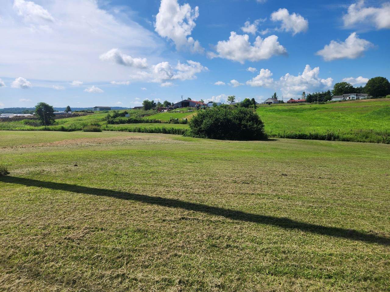 250 Aubrie Boulevard - Photo 1