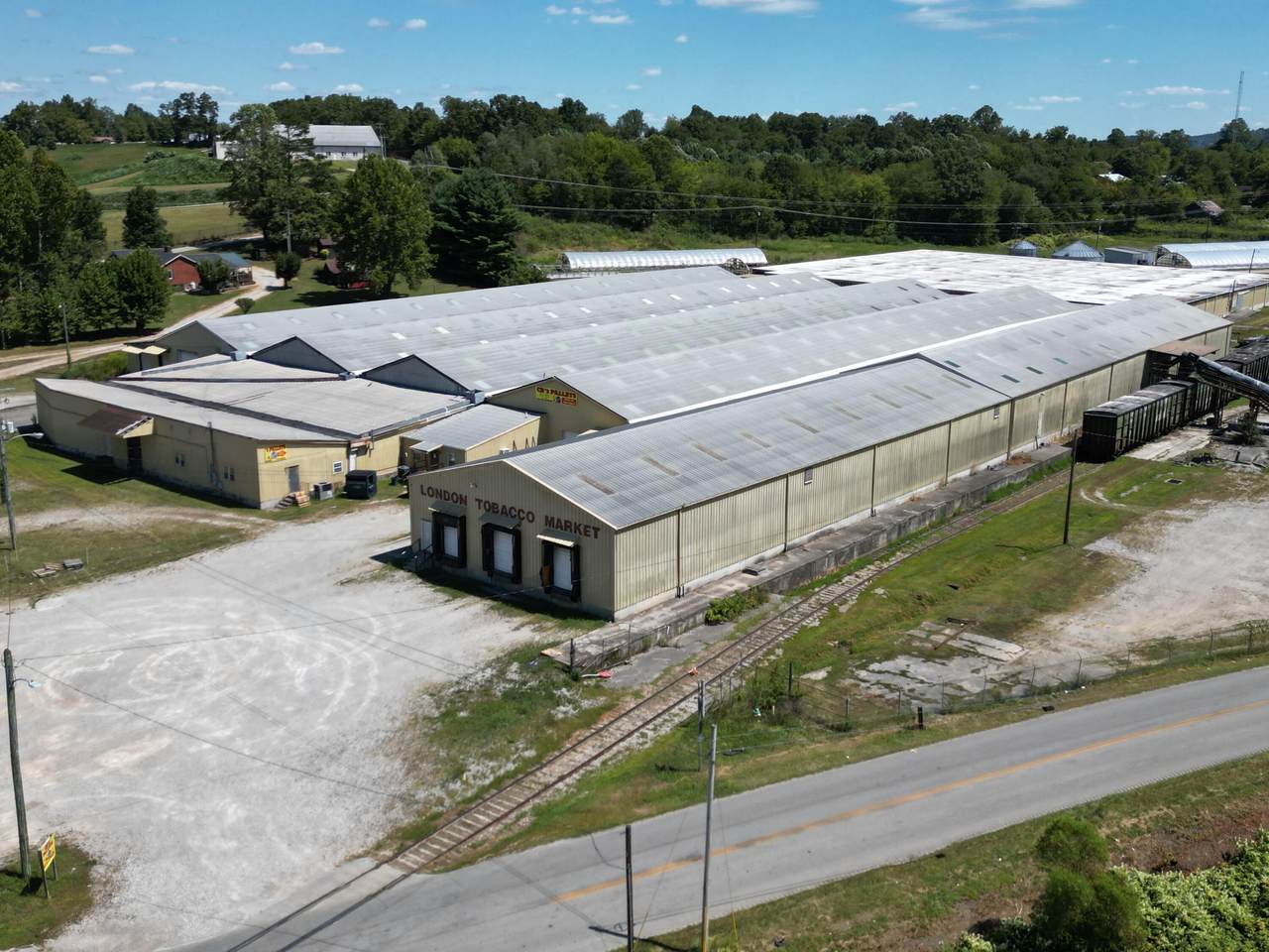 420 Tobacco Road - Photo 1