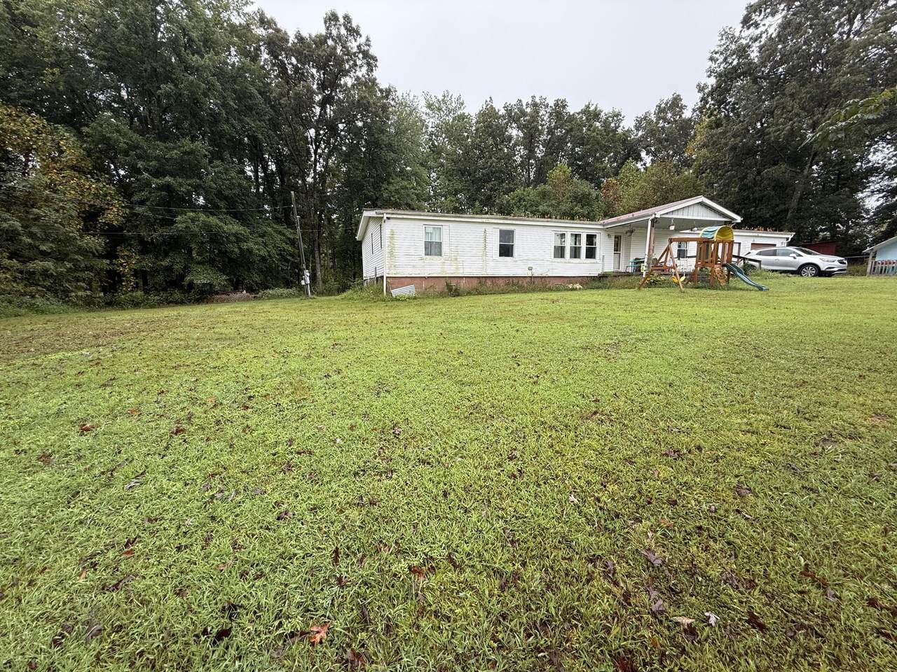 139 Mercer Road - Photo 1