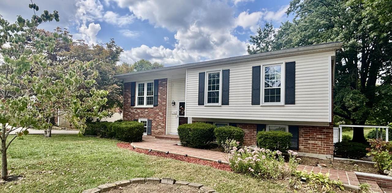 136 Valley Brook Drive - Photo 1