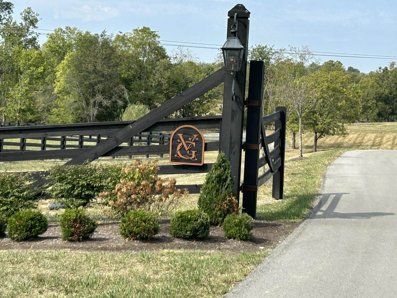 236 Doe Run Road - Photo 1