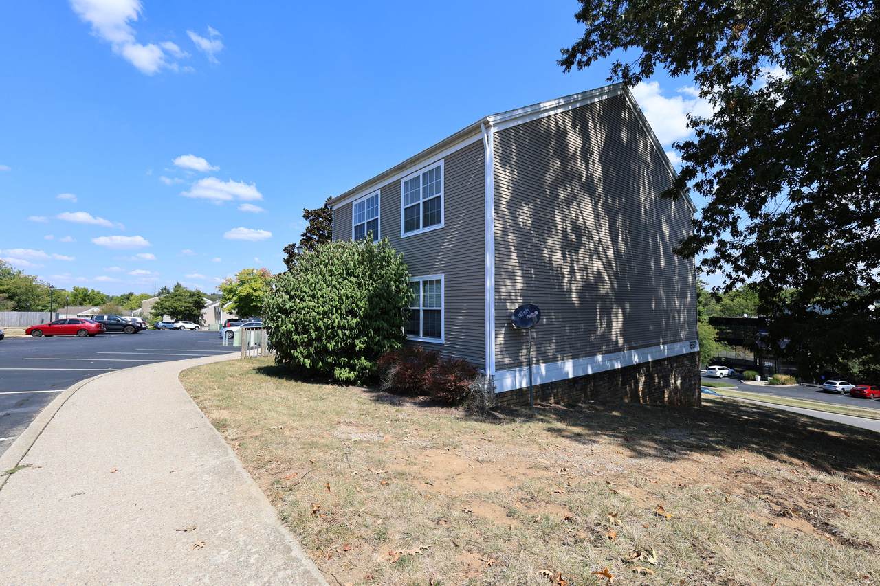 857 Malabu Drive - Photo 1