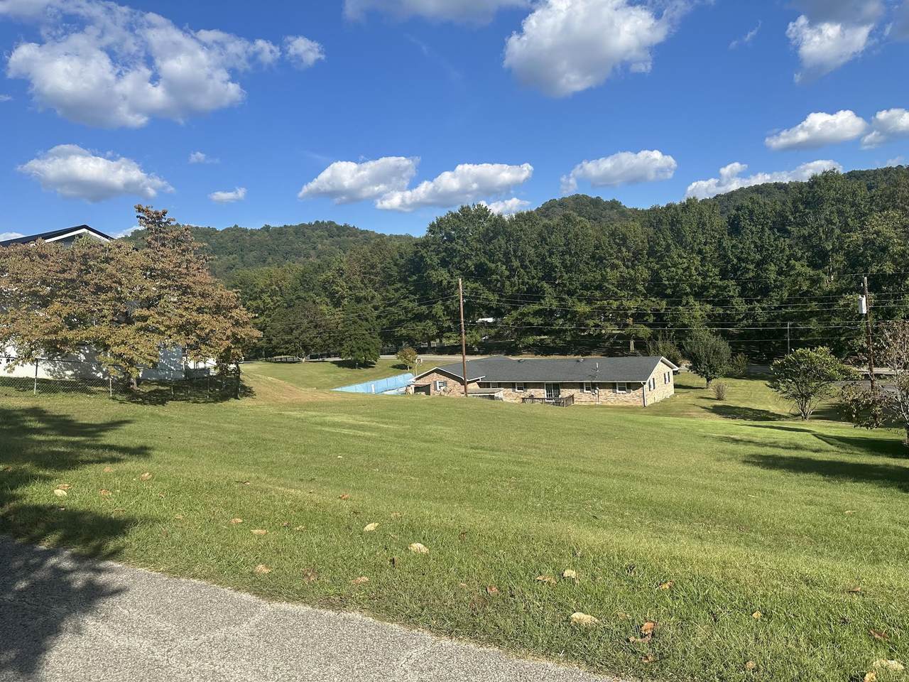 TDB Collier - Photo 1