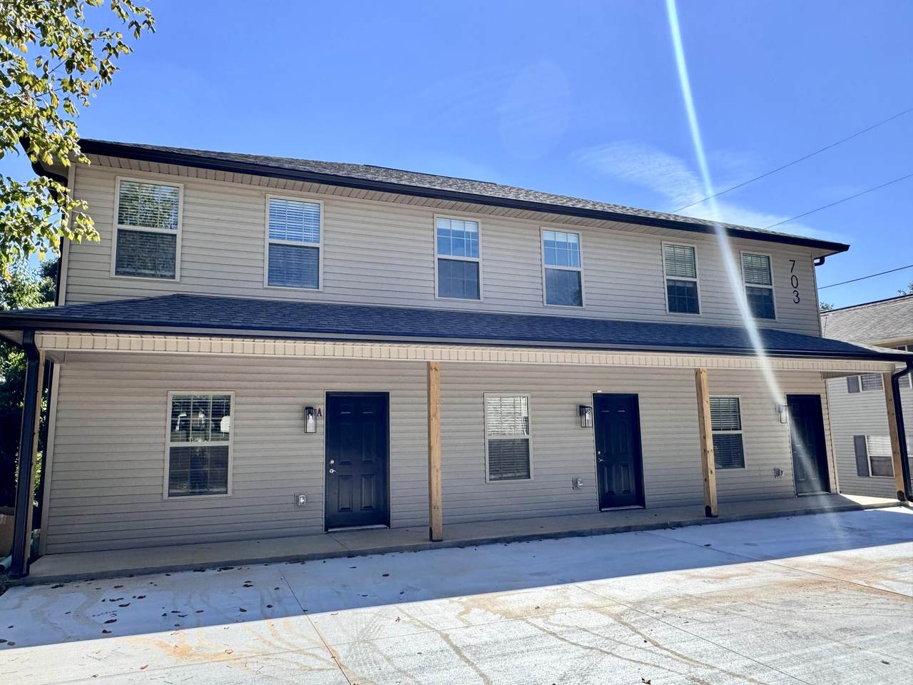 703 Mt Vernon Street - Photo 1