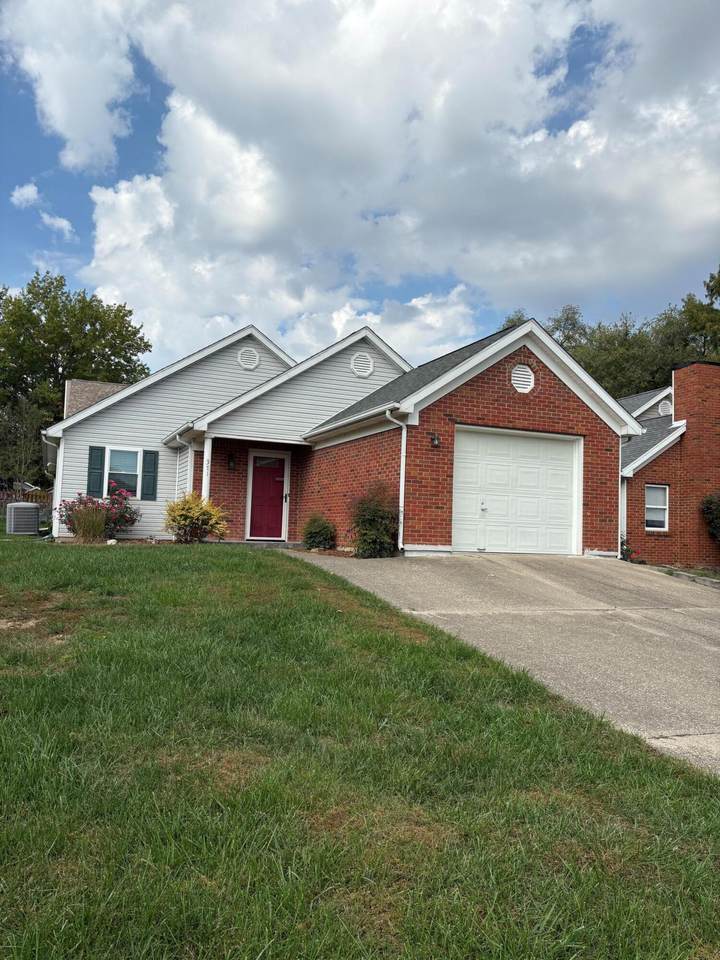 371 Garden Point Drive - Photo 1