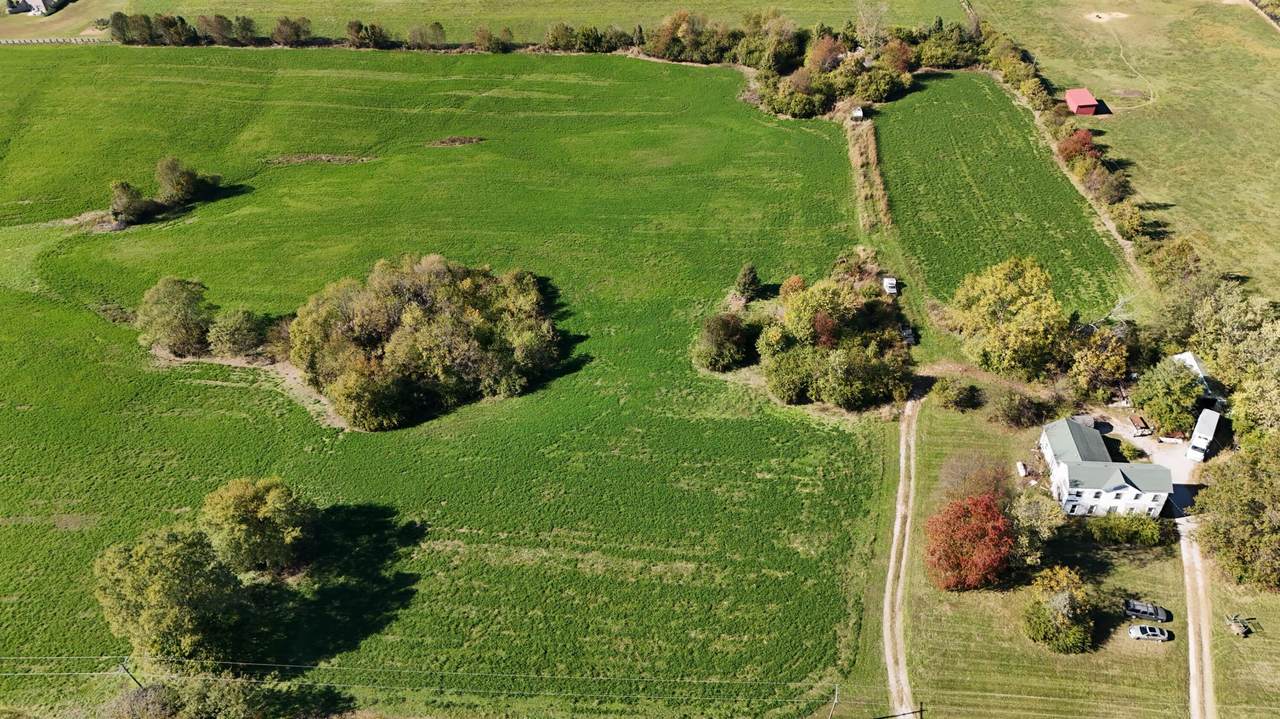 4835 Stewart Road - Photo 1