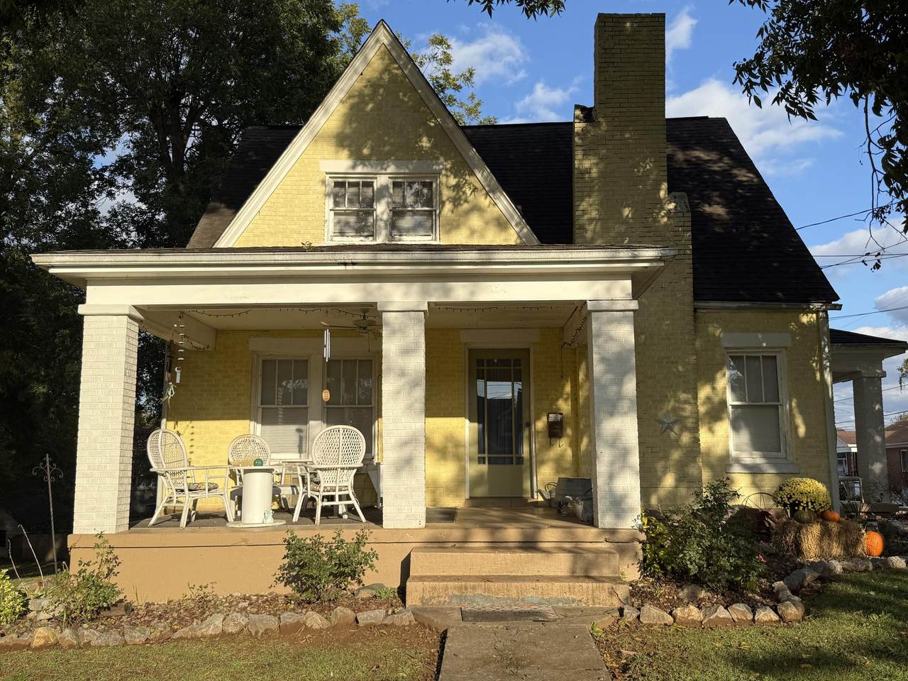 124 Richardson Drive - Photo 1