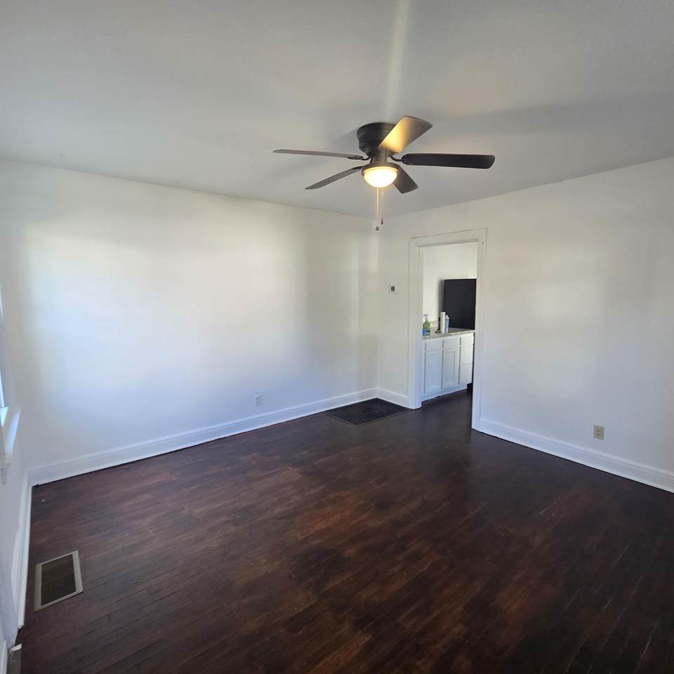 168 Myrtle Avenue - Photo 1