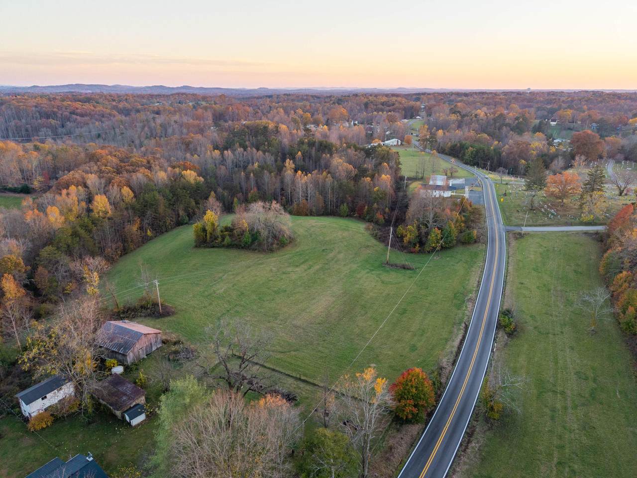 9999 Keavy Road - Photo 1