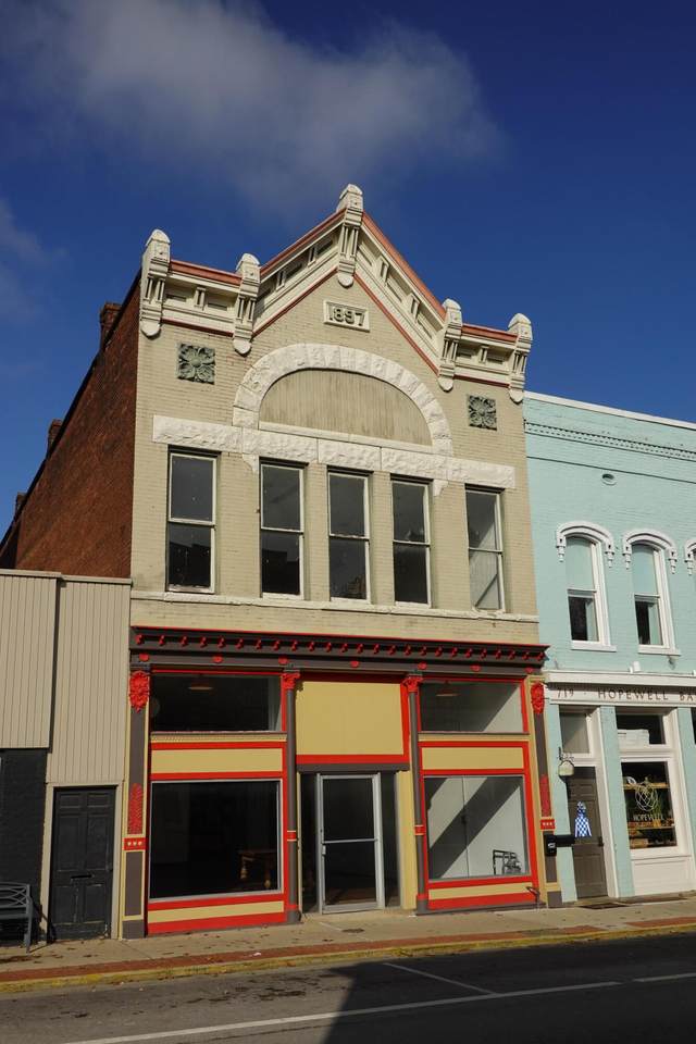 723 Main Street - Photo 1