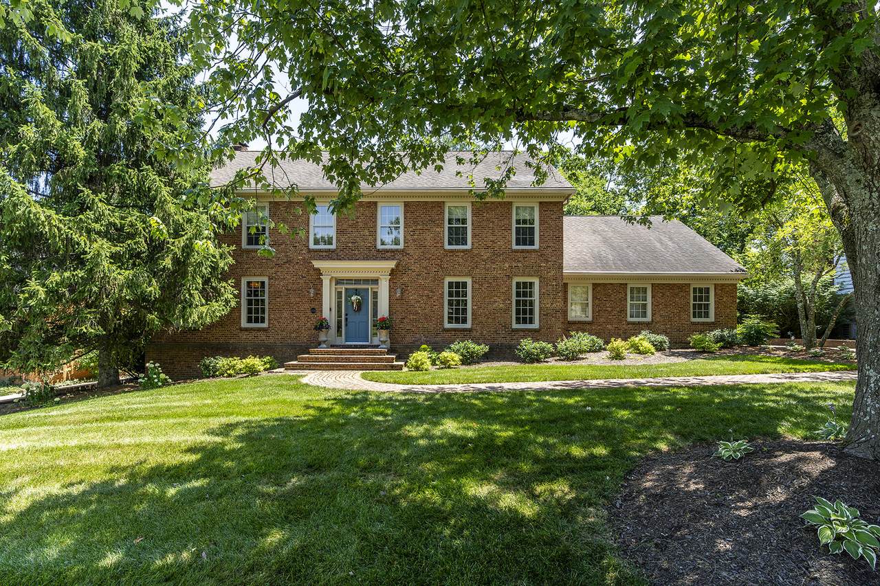 2132 Woodmont Drive - Photo 1