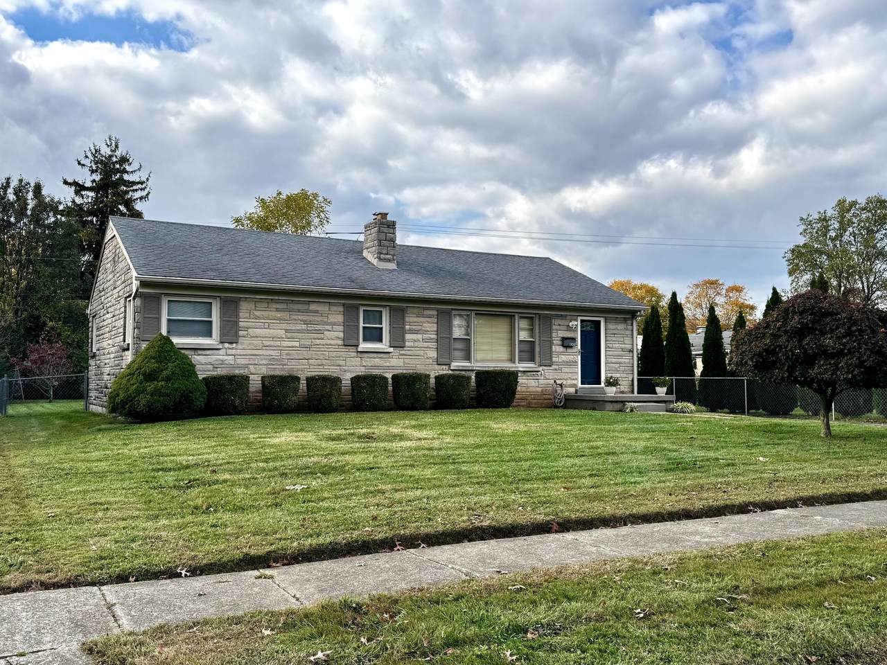 1709 Yorktown Road - Photo 1