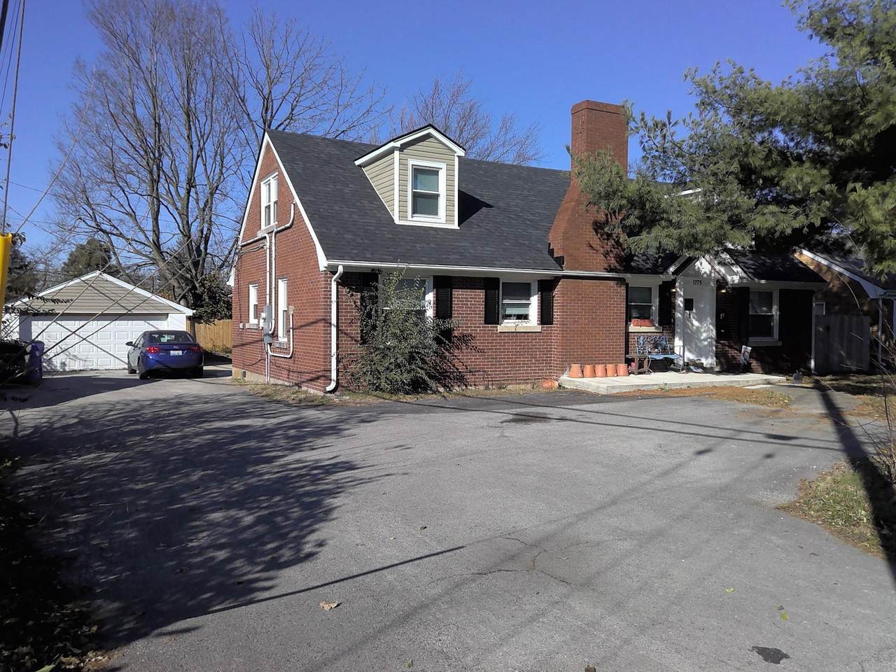 1775 Harrodsburg Road - Photo 1