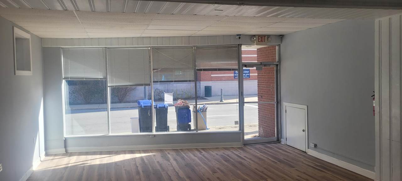 402 Ann Street - Photo 1