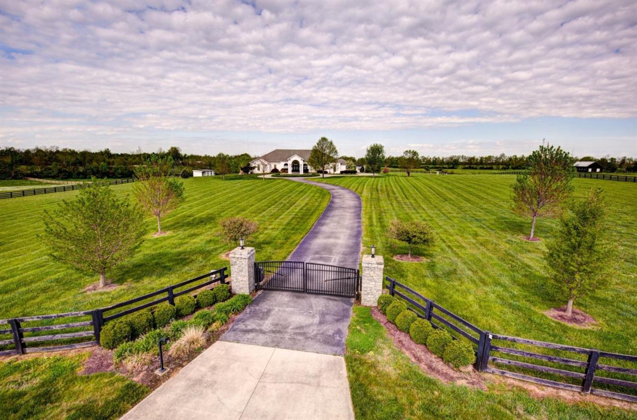 3301 Cleveland Road - Photo 1