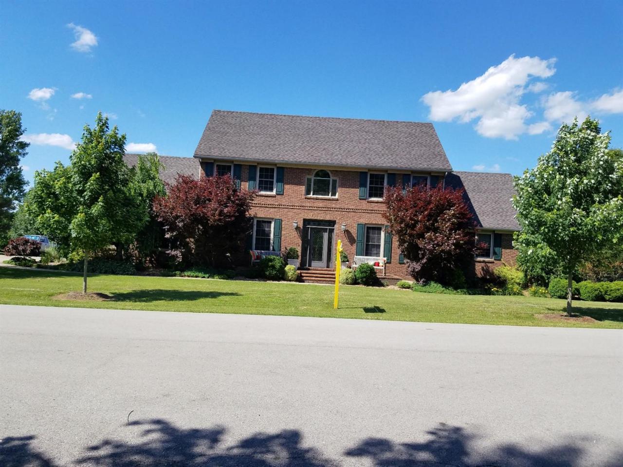 146 Treetop Court - Photo 1