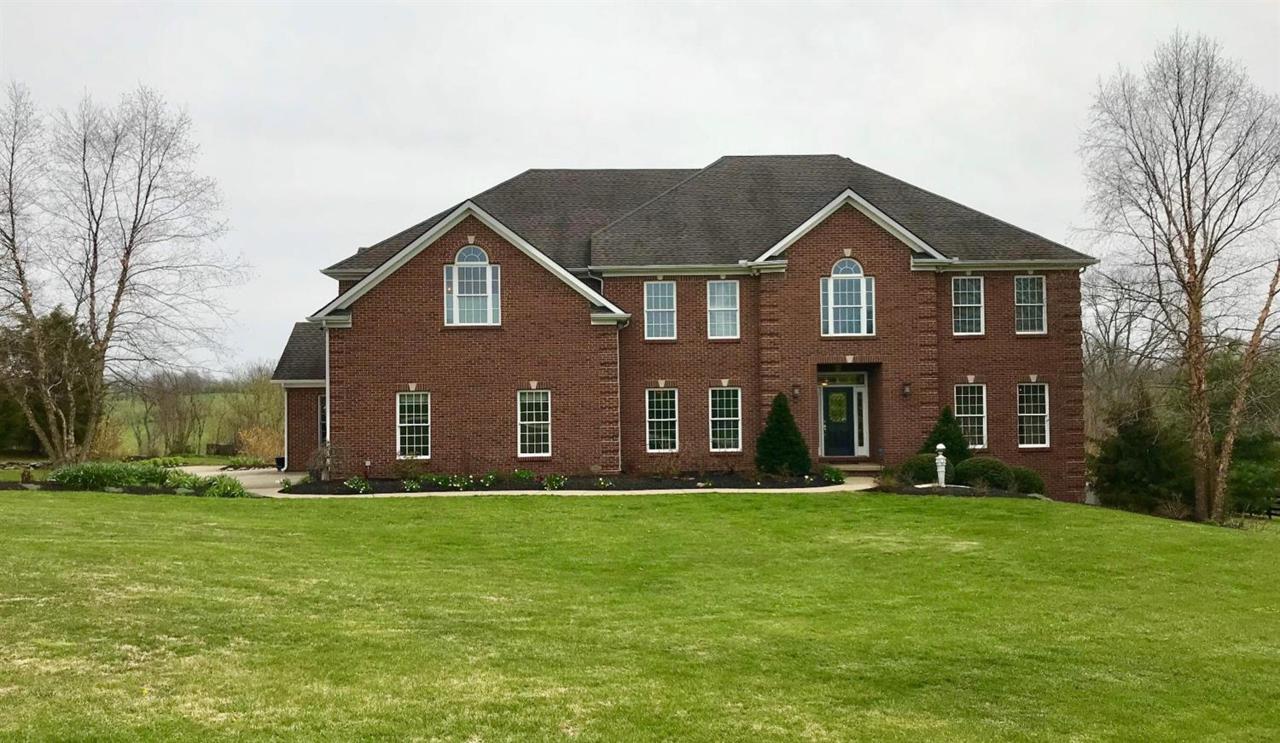 129 Stirling Lane - Photo 1