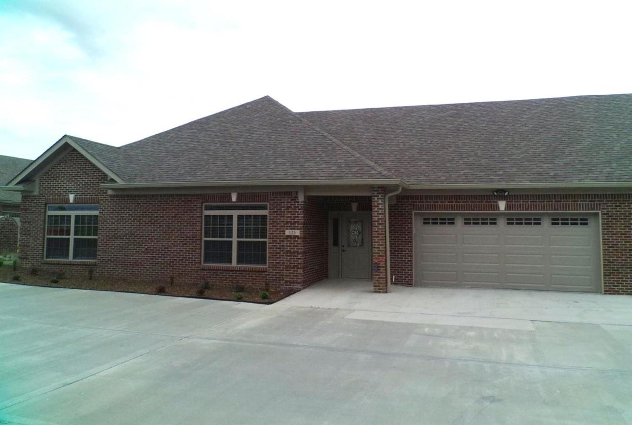 119 Woods Way - Photo 1