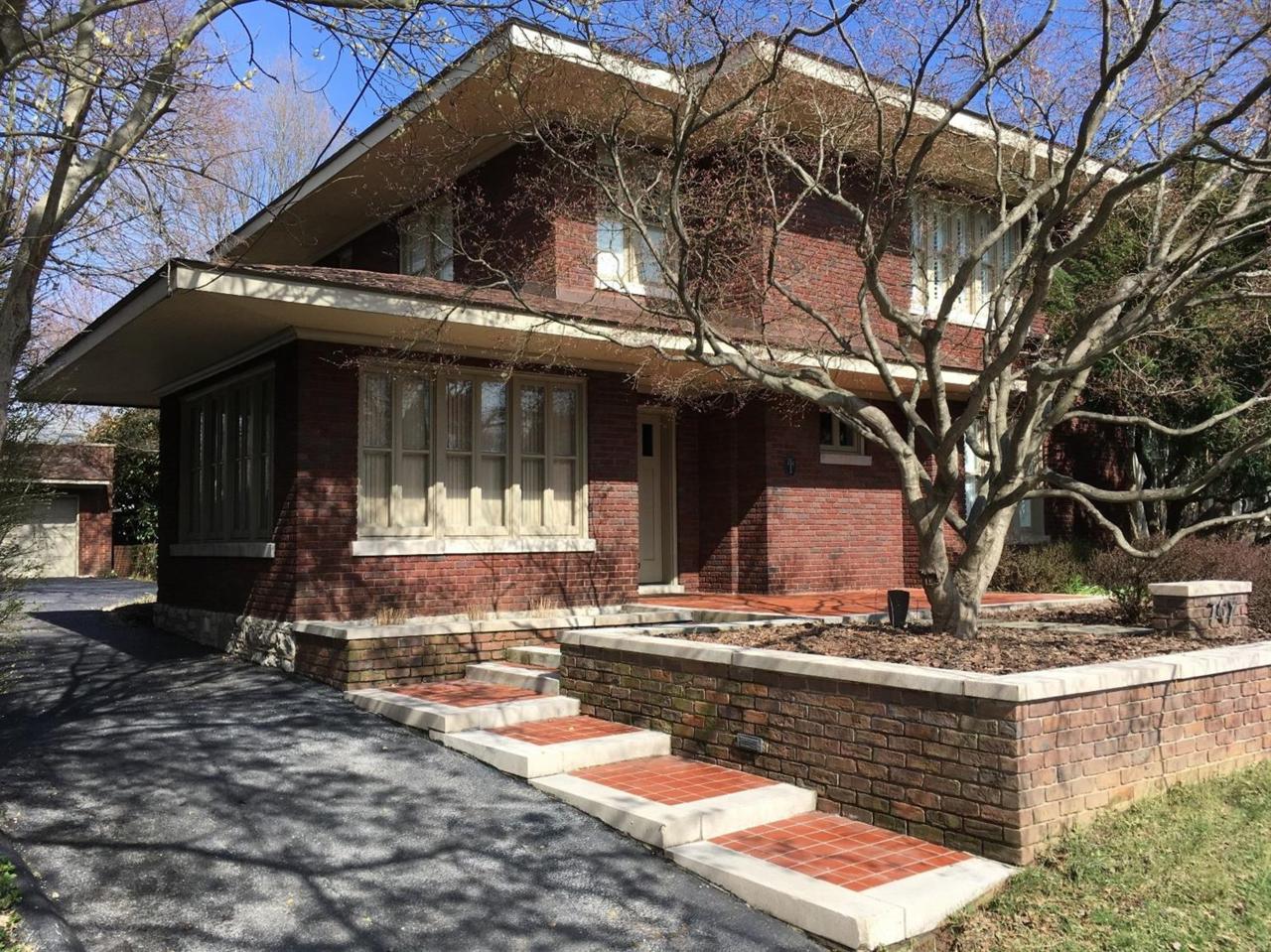 707 Bullock Place - Photo 1