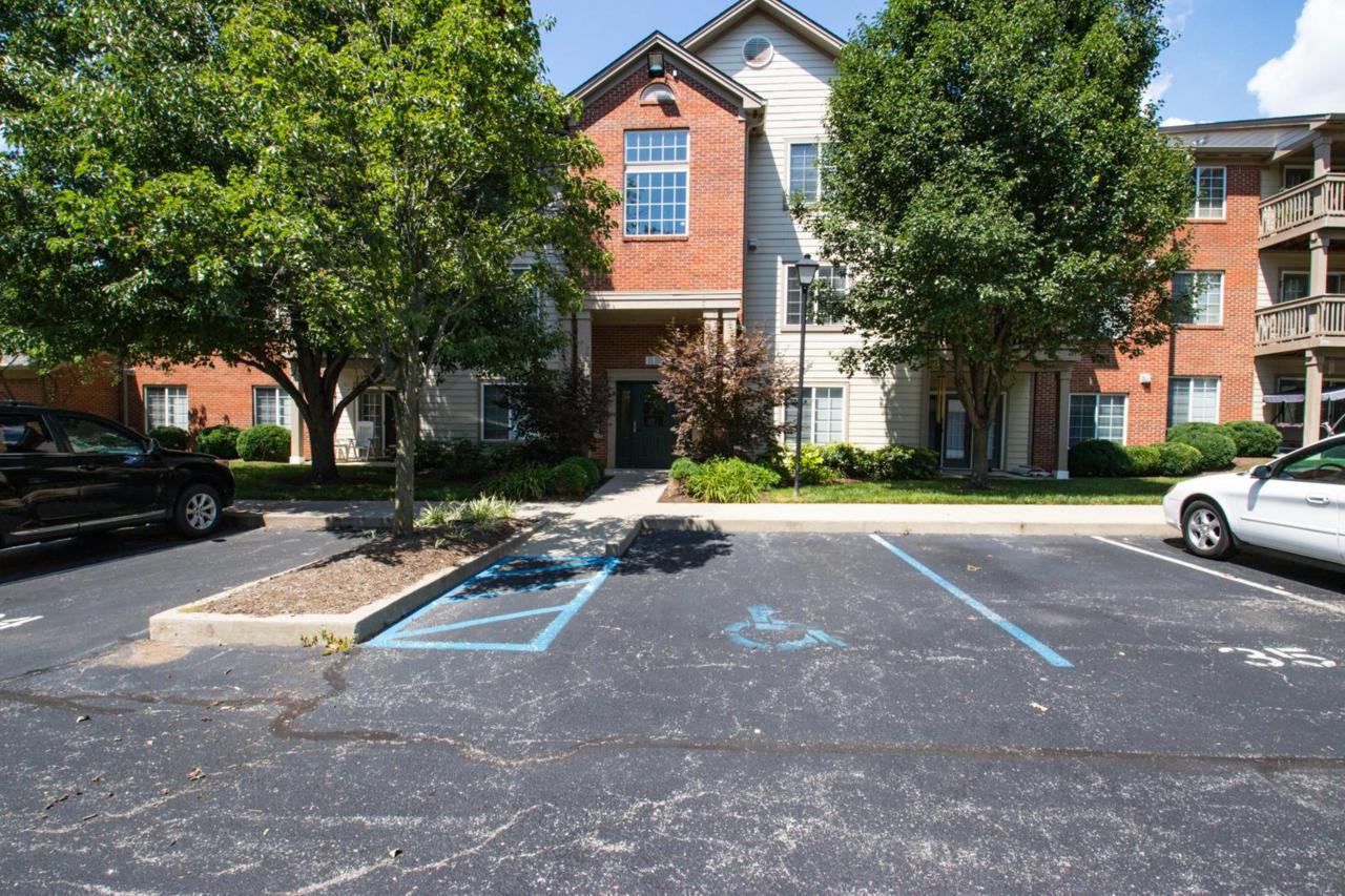 600 Vincent Way - Photo 1