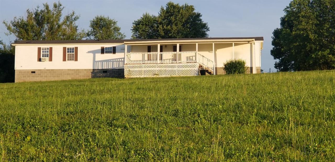 1376 Pollys Bend Road - Photo 1