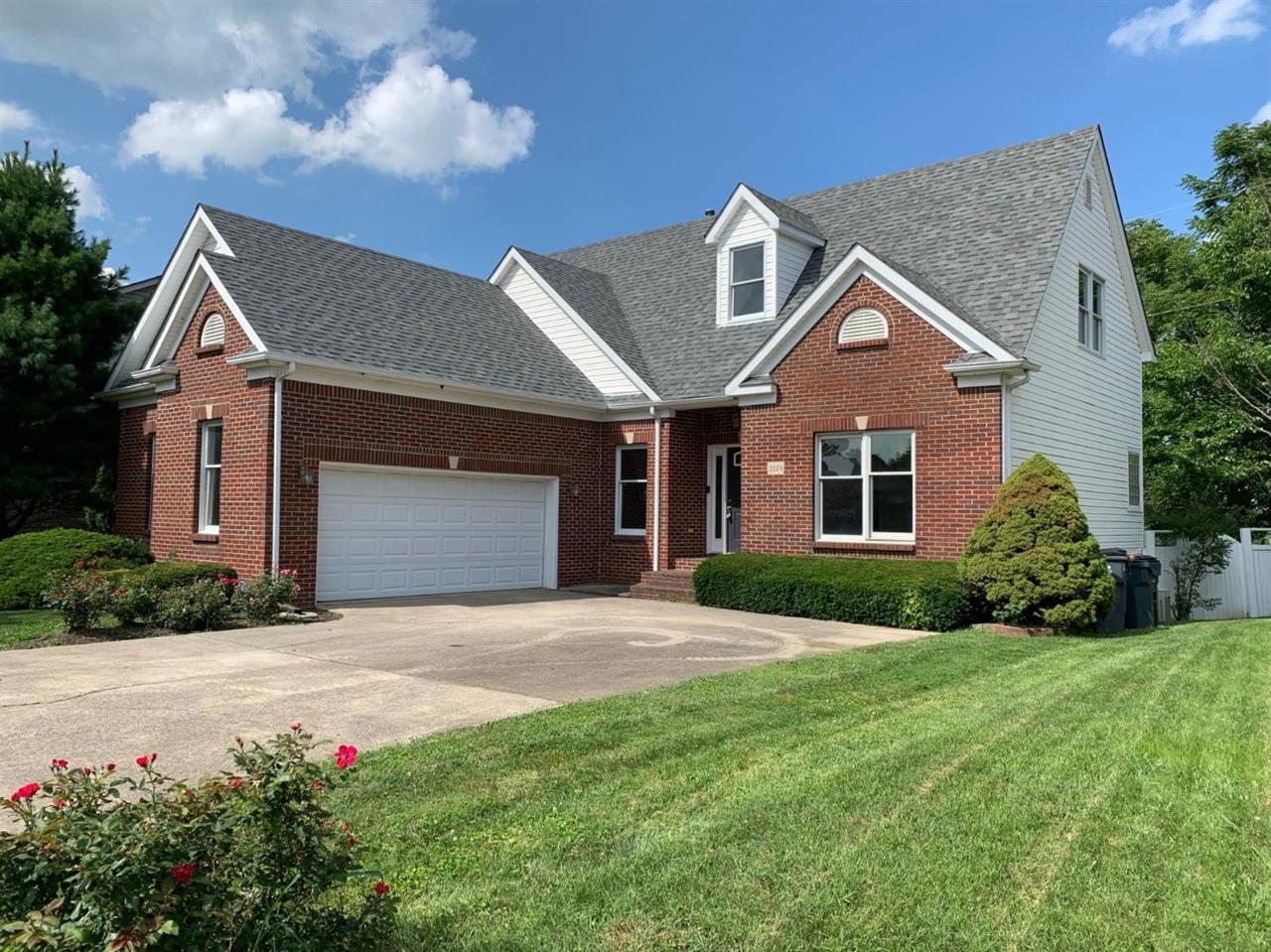 2224 Belmont Drive - Photo 1