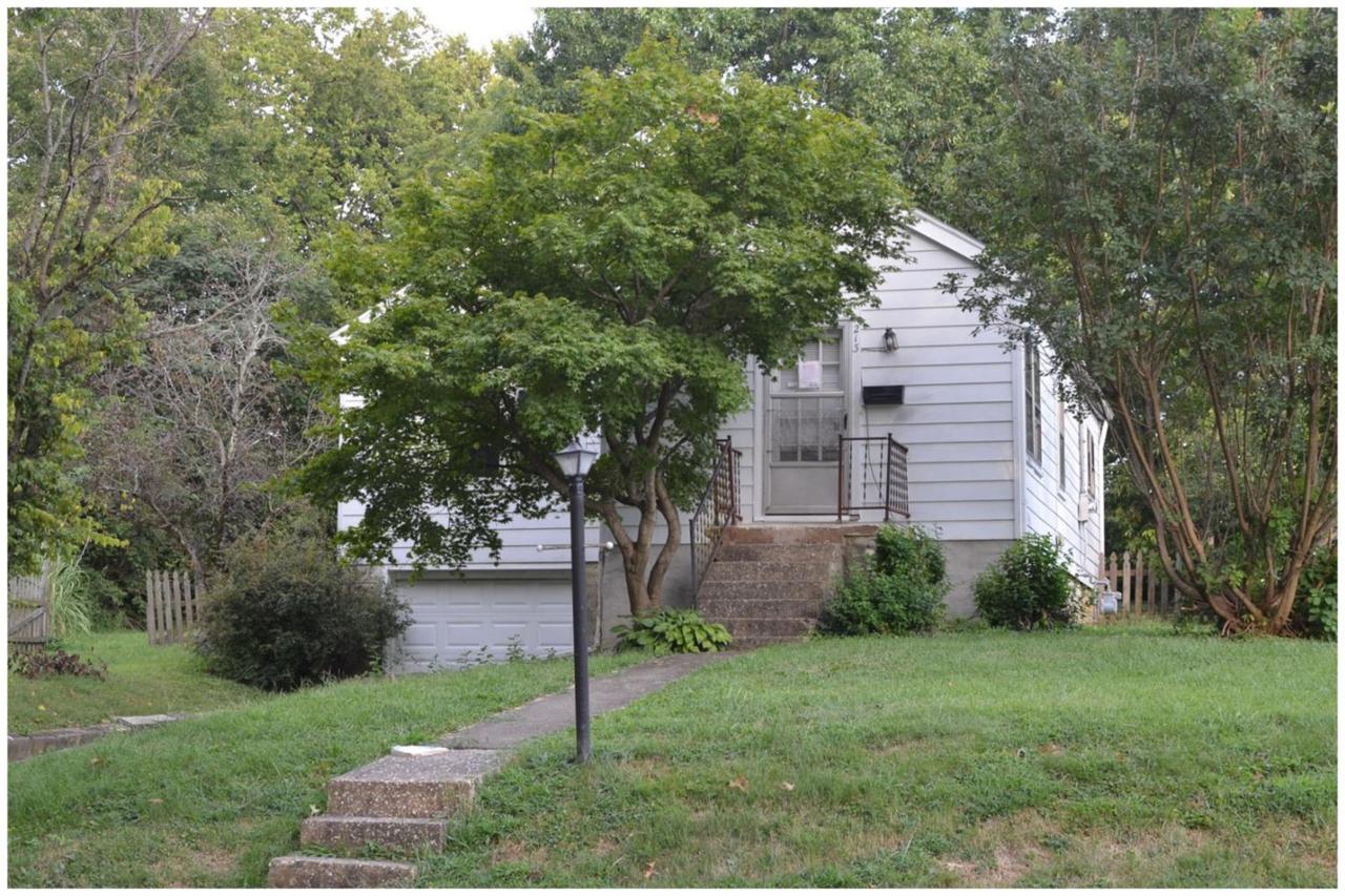 213 Stevenson Drive - Photo 1