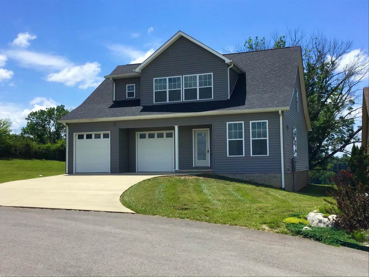 386 Persimmon Way - Photo 1