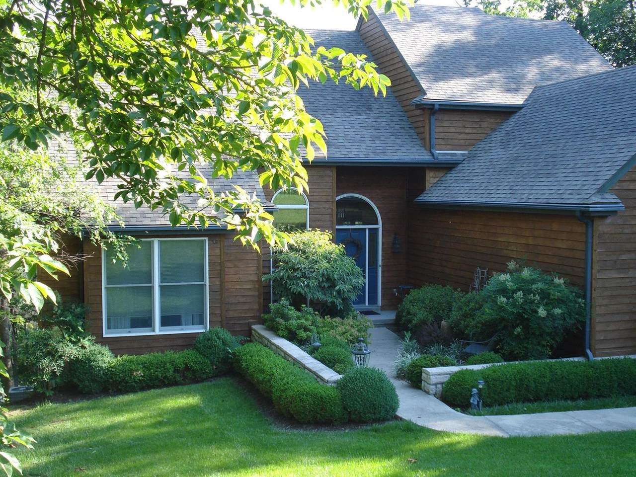 385 Herrington Woods Road - Photo 1