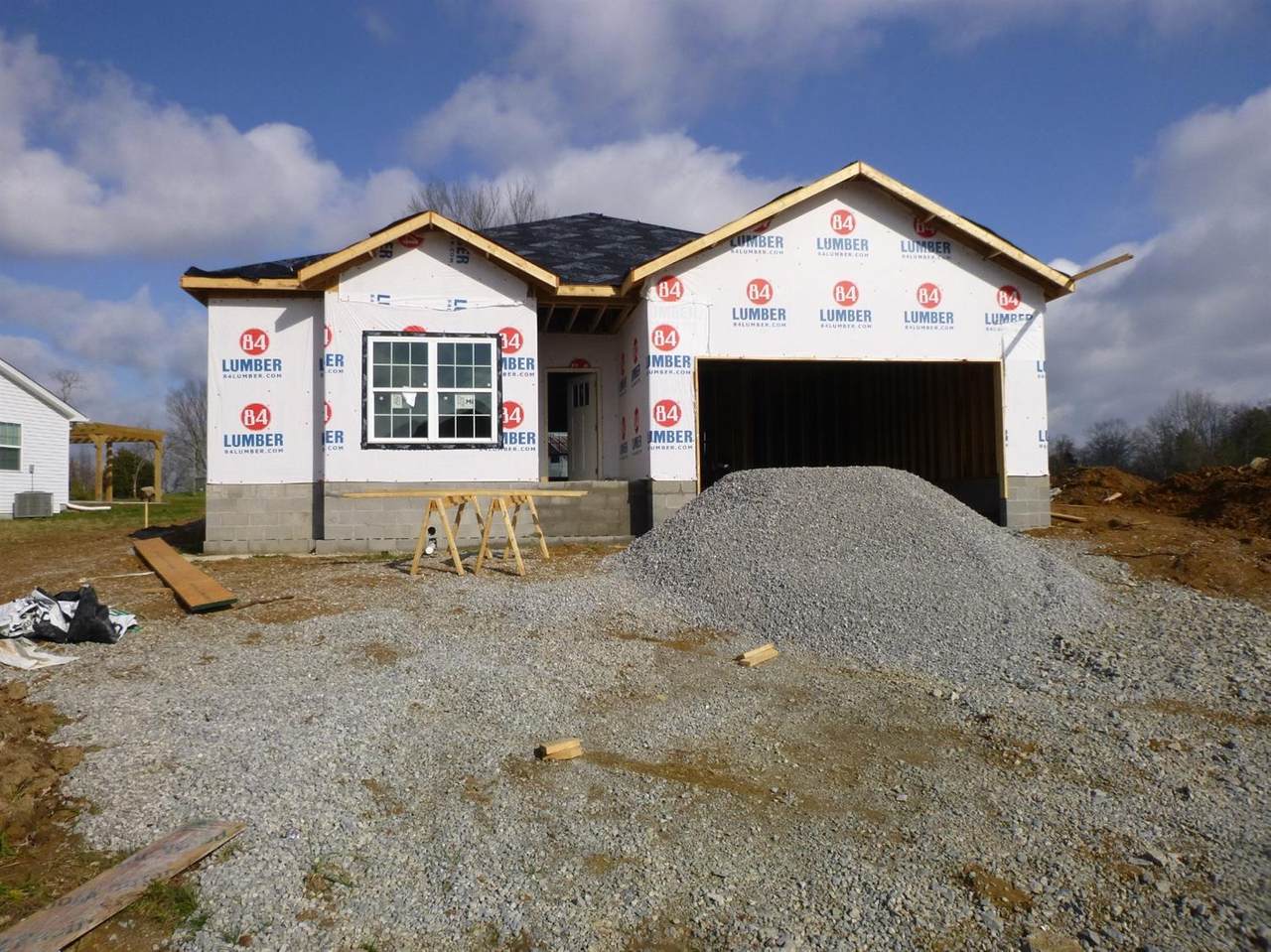 107 Maple Ridge Dr - Photo 1