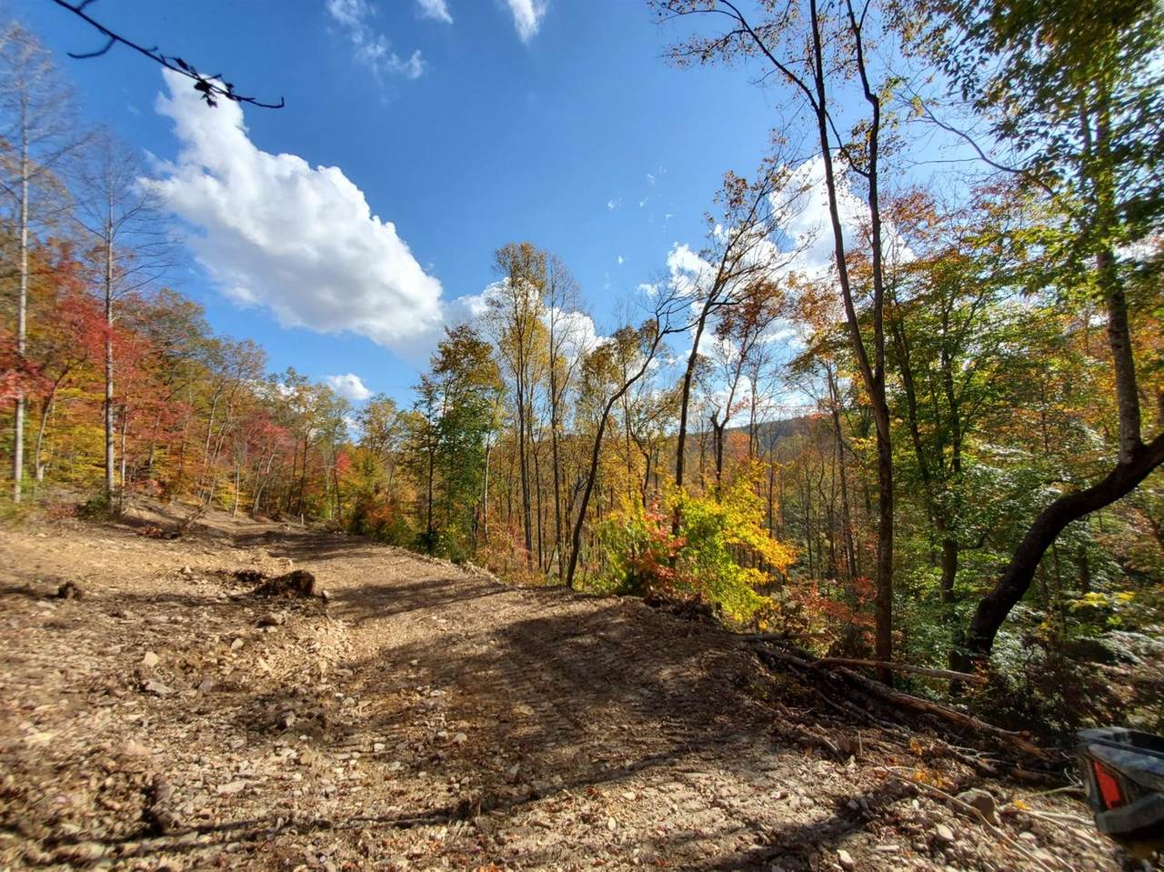 6 Indian Creek Rd. - Photo 1