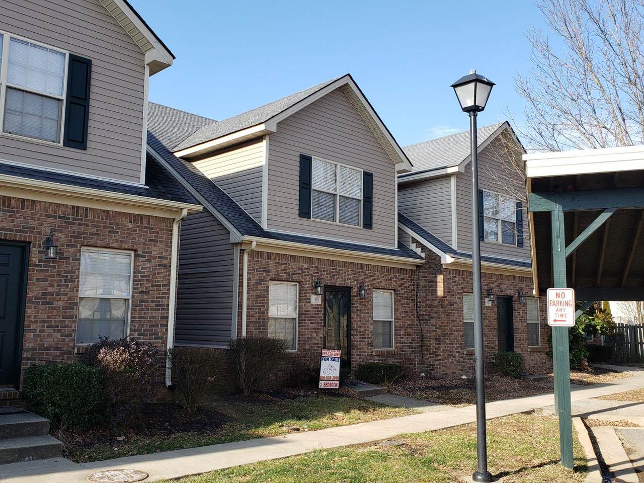 1119 Oatlands Park - Photo 1