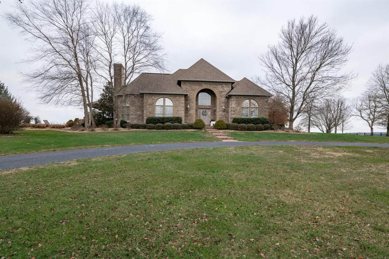 1901 West Lane - Photo 1