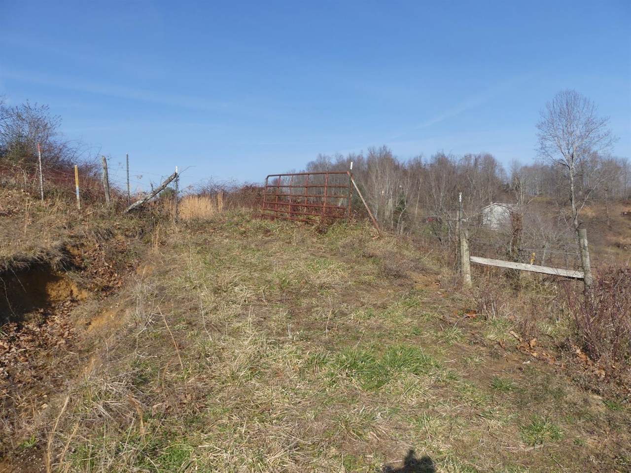9525 Ky 504 - Photo 1