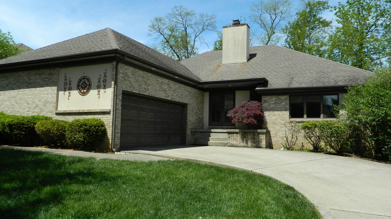 1233 Sherborne - Photo 1