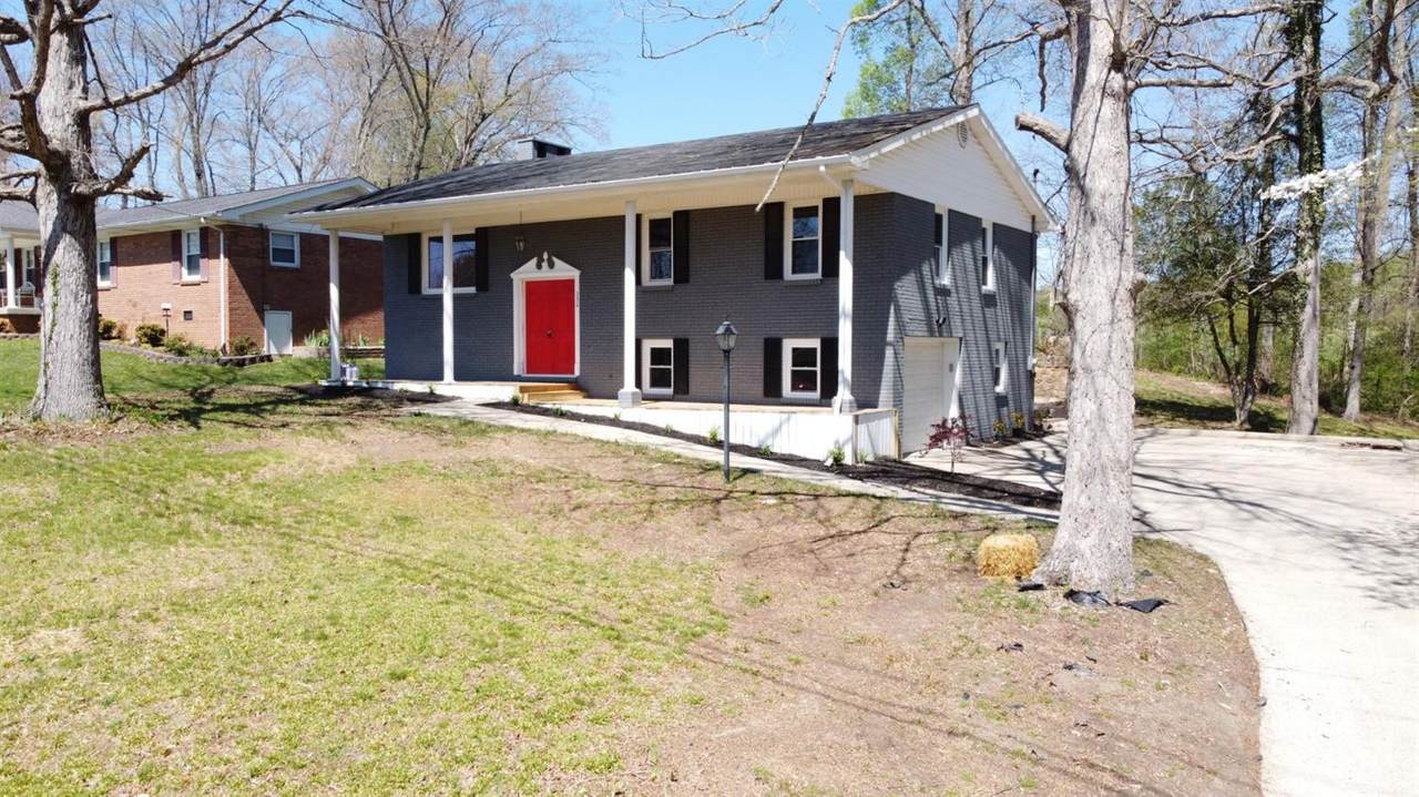 336 Oaklawn Circle - Photo 1