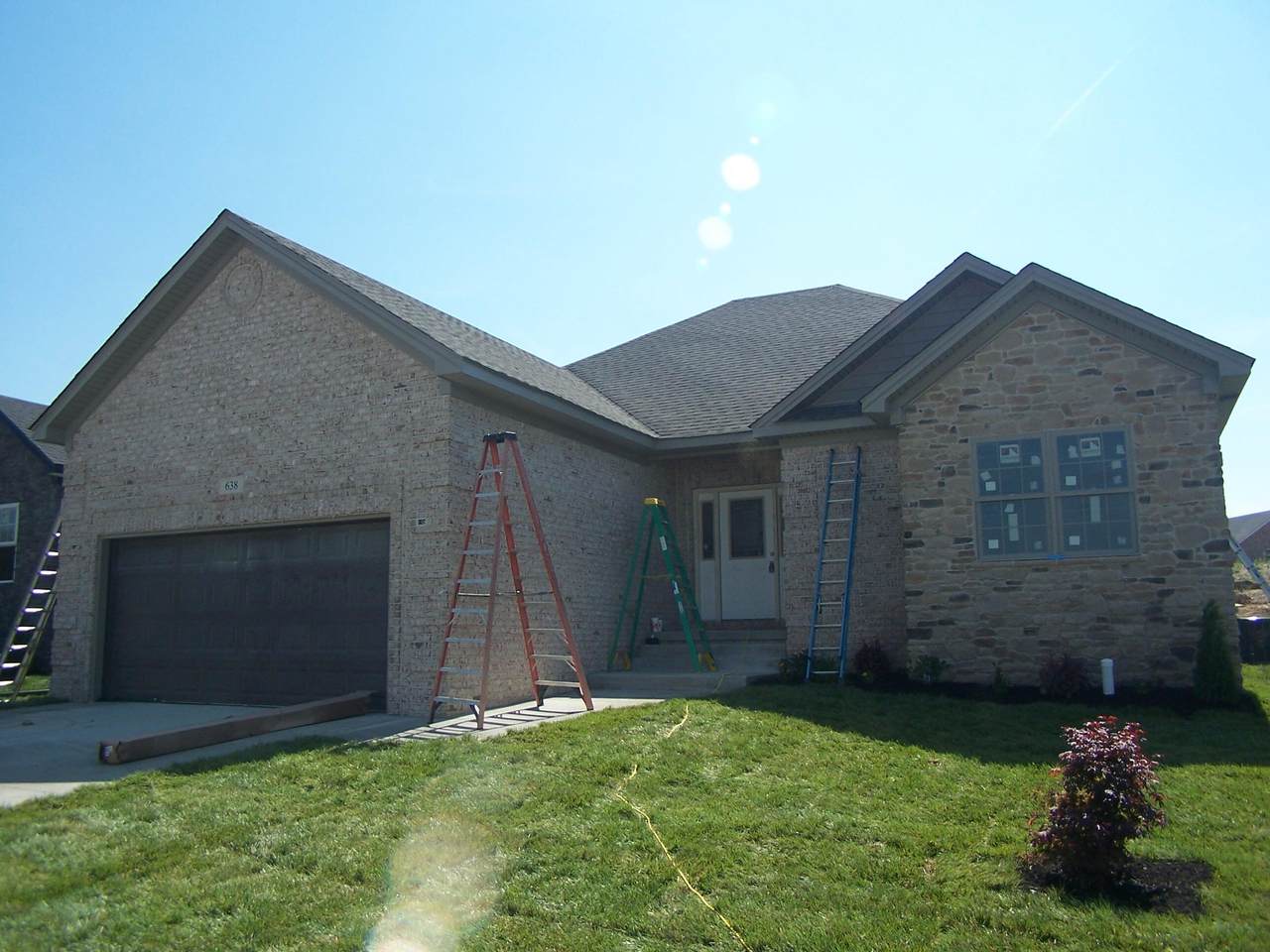 638 Fourwinds Drive - Photo 1