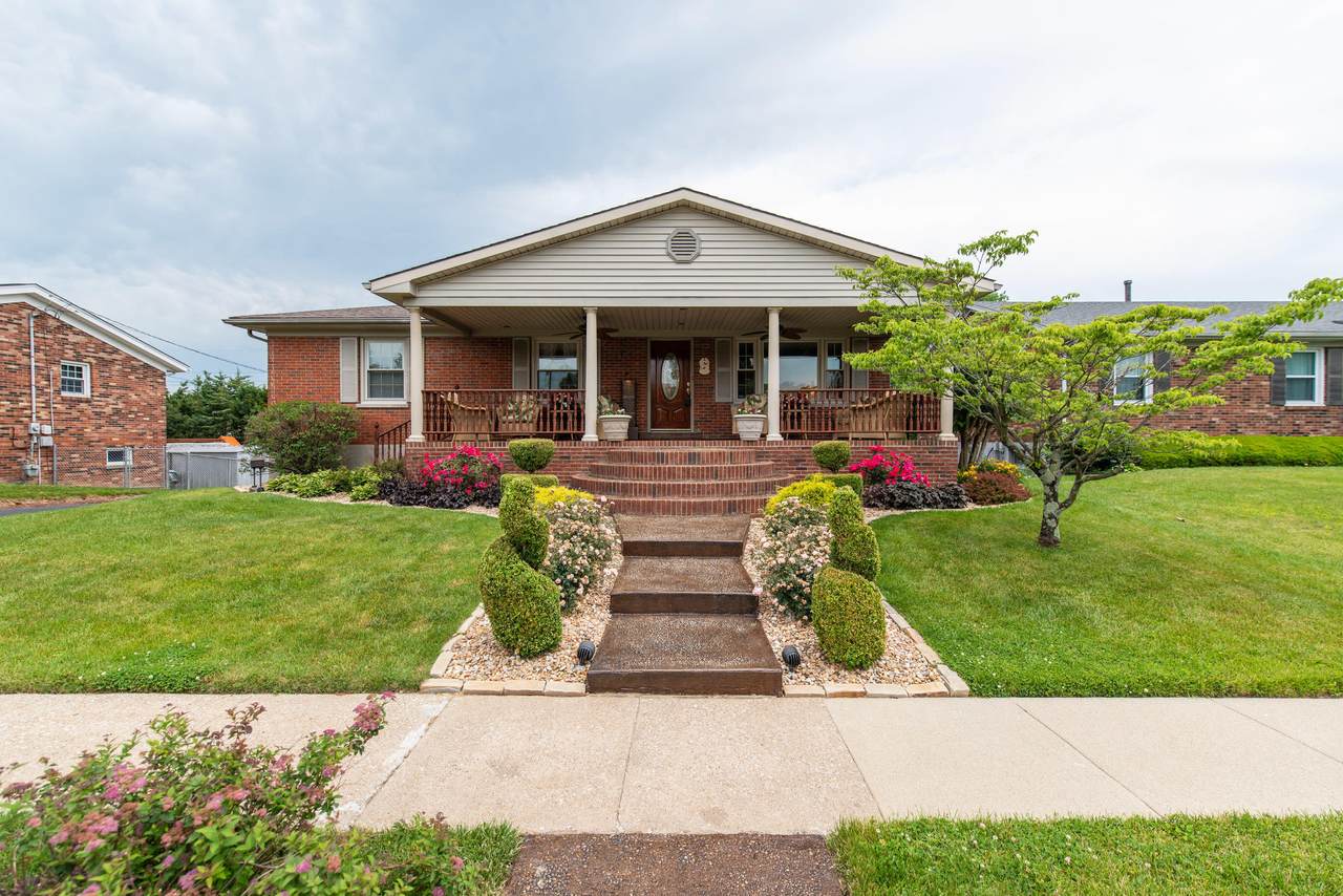589 Stonehaven Drive - Photo 1