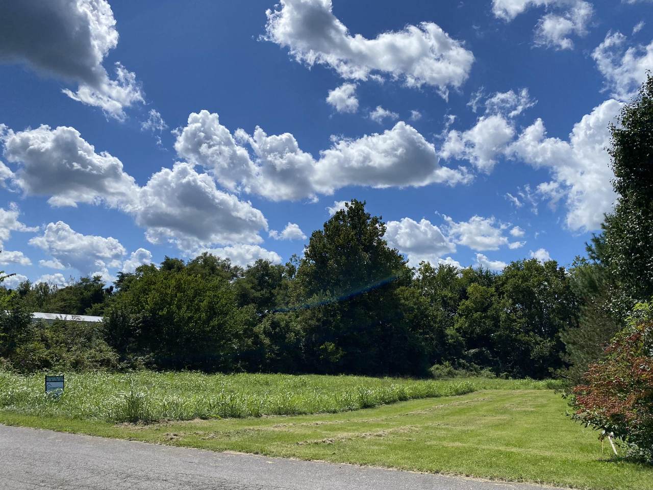 125 Sunrise Drive - Photo 1