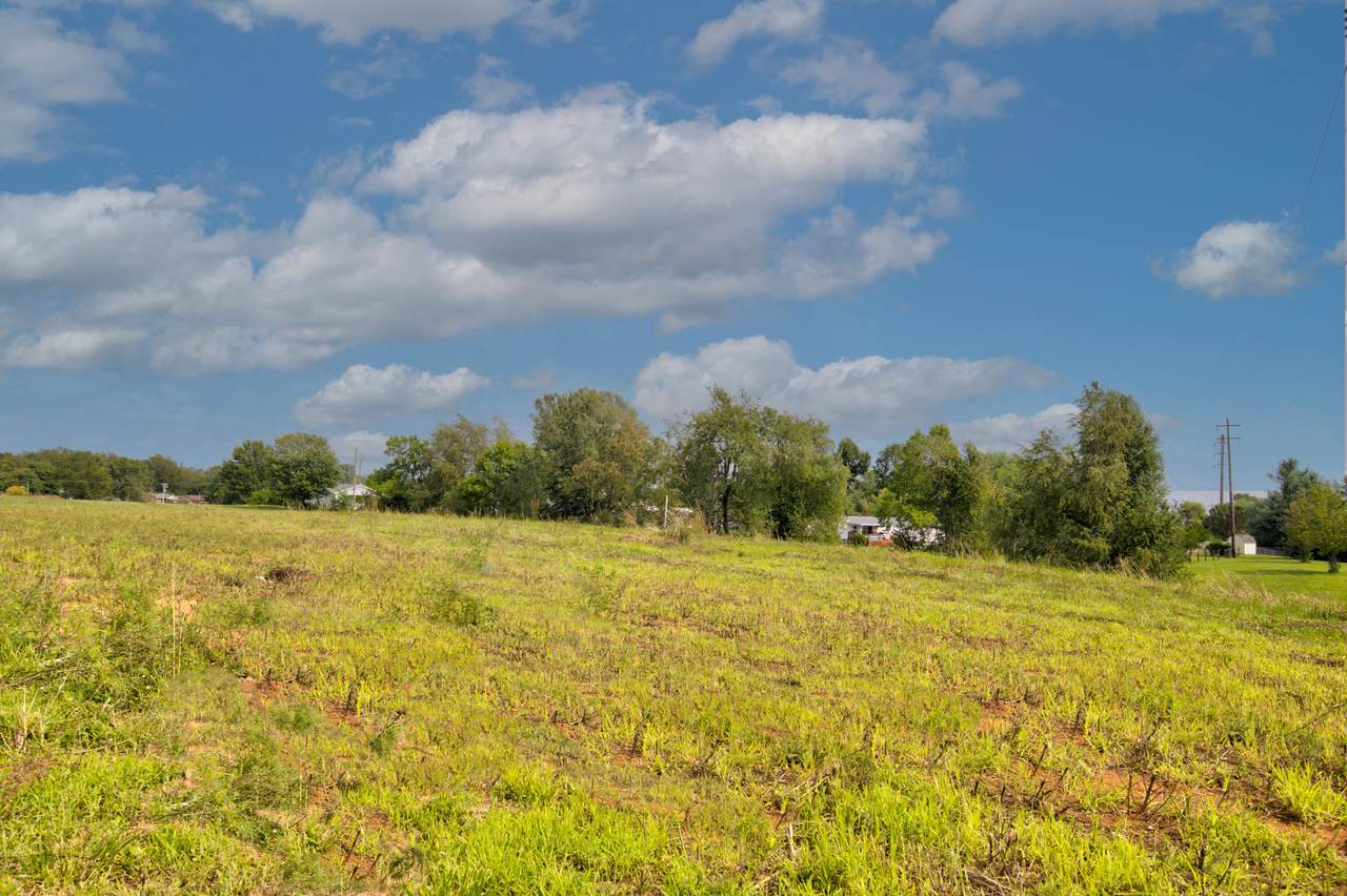 320 Sande Ridge Lane - Photo 1