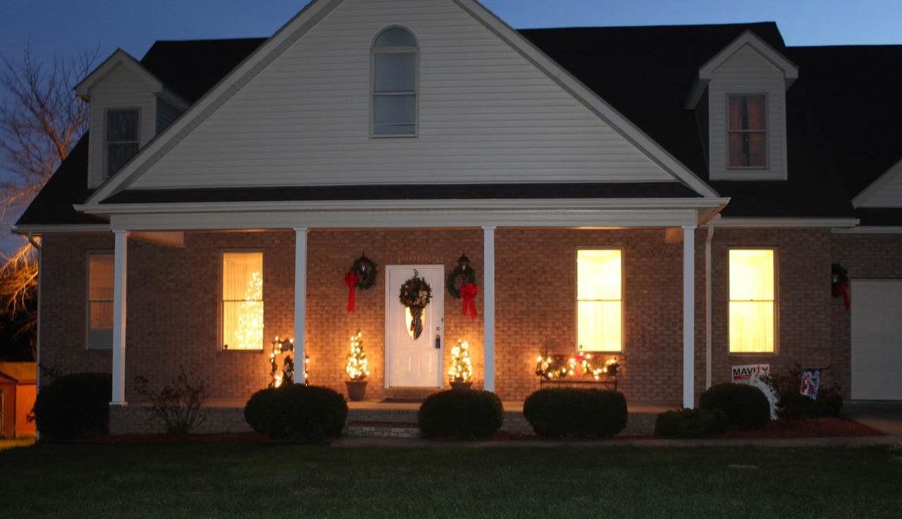 1008 Cedar Point Circle - Photo 1