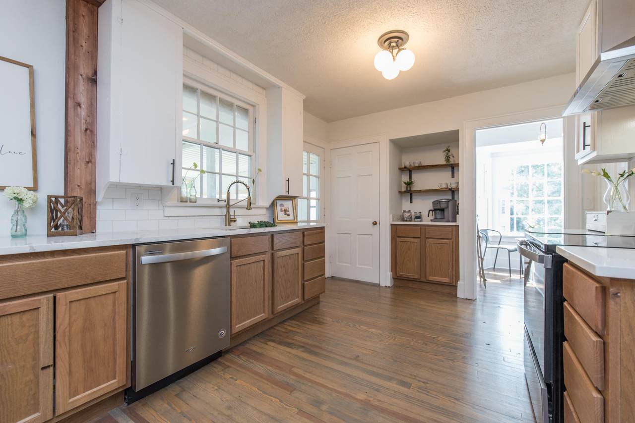 197 Antwerp Avenue - Photo 1