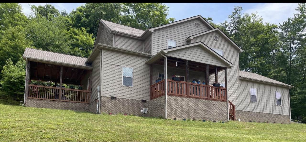 282 Sunshine Drive - Photo 1