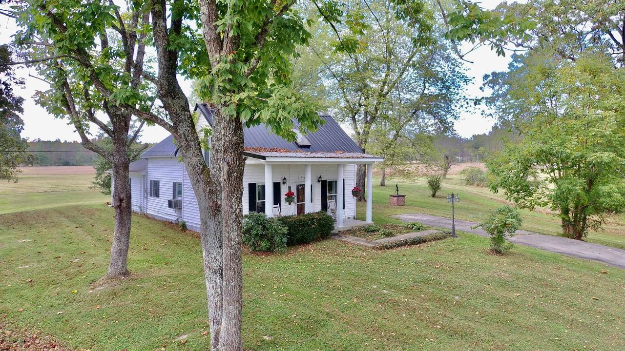 2505 Moores Ferry Road - Photo 1