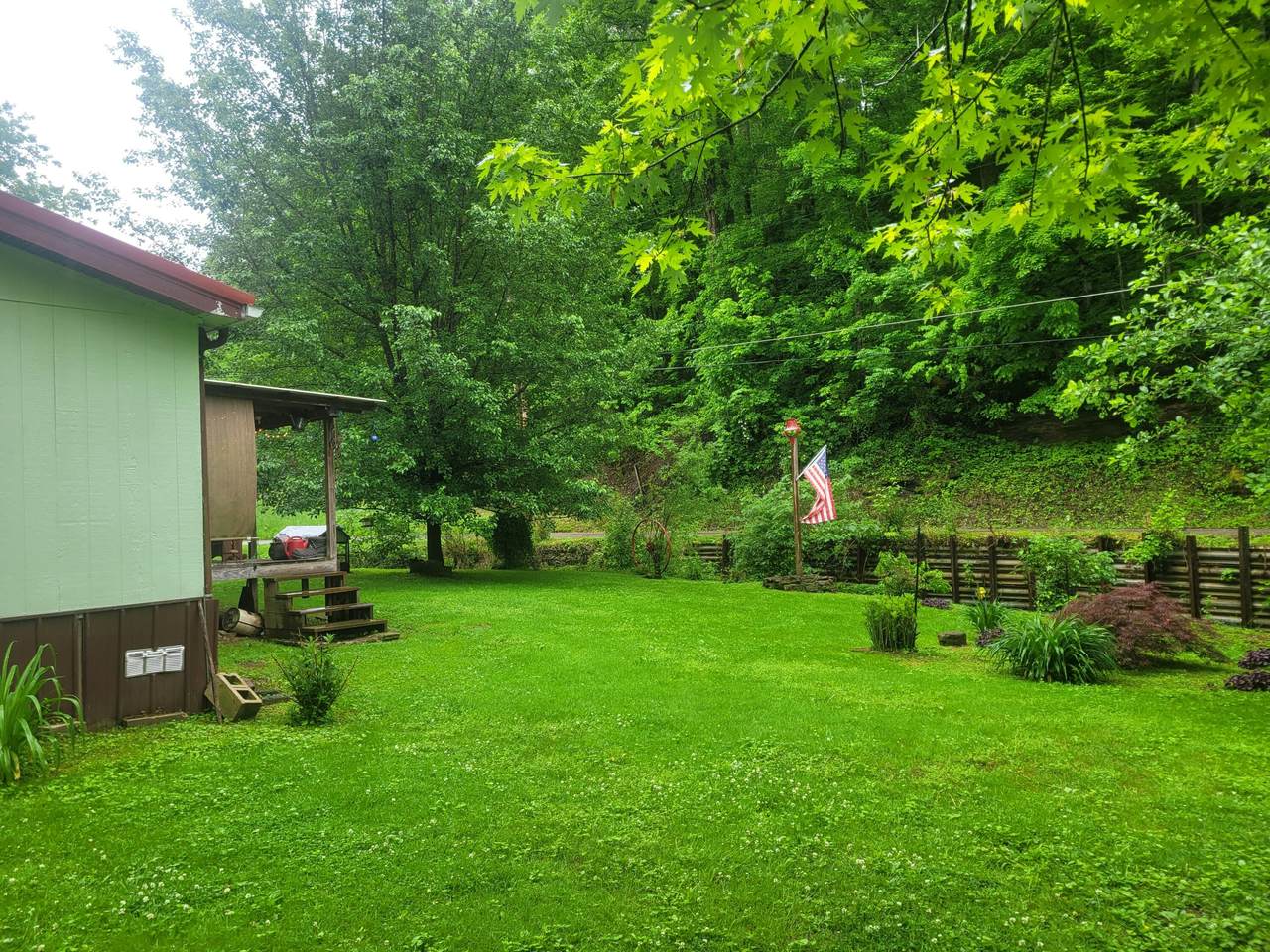 https://bt-photos.global.ssl.fastly.net/lexington/1280_boomver_2_20250728134340949034000000-2.jpg