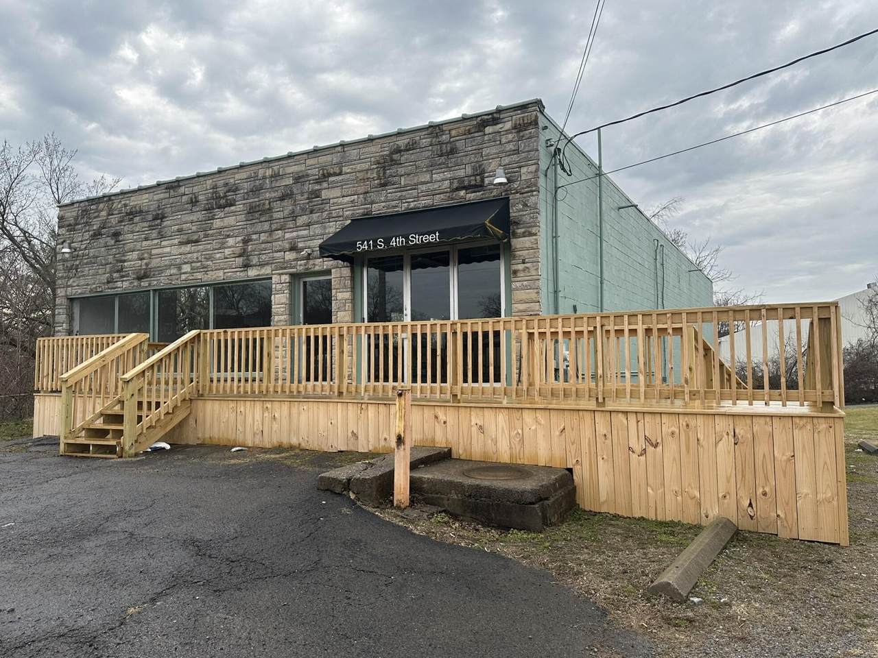 541 4th Street - Photo 1