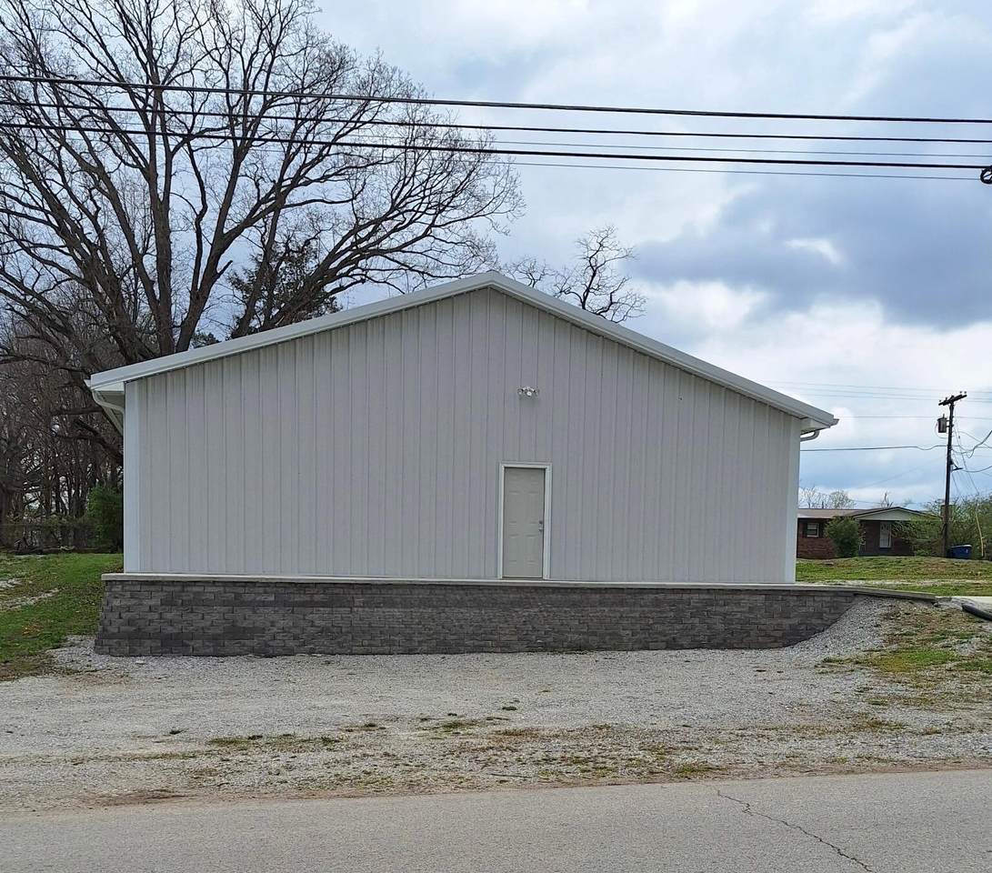 561 Southern Highway - Photo 1