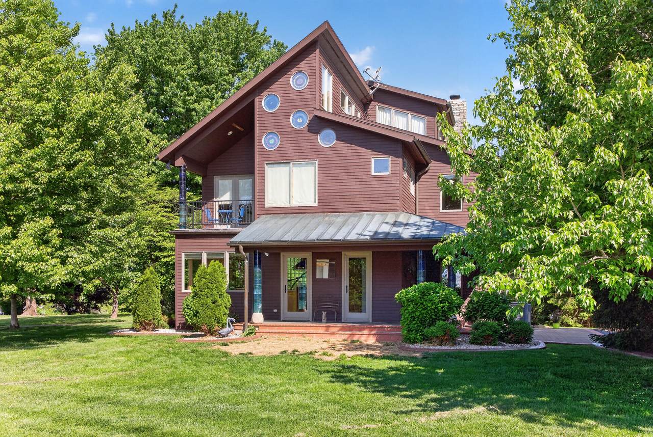 300 Chrisman Lane - Photo 1
