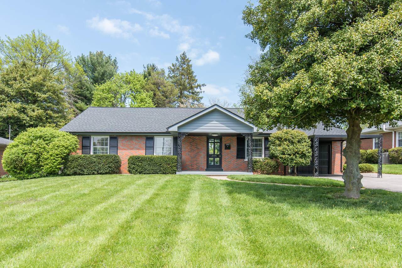3213 Lansdowne Drive - Photo 1