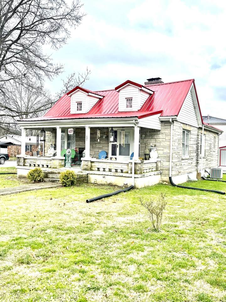 409 Allen Street - Photo 1